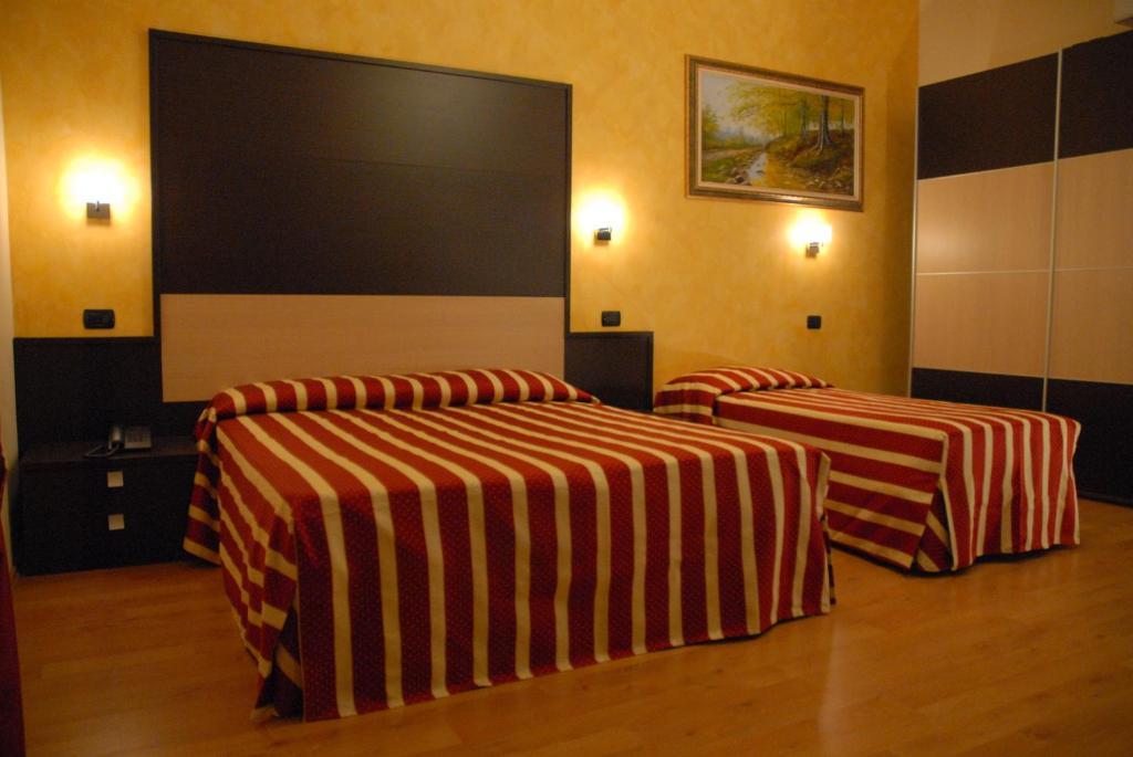 Hotel Iacone К'єті Номер фото