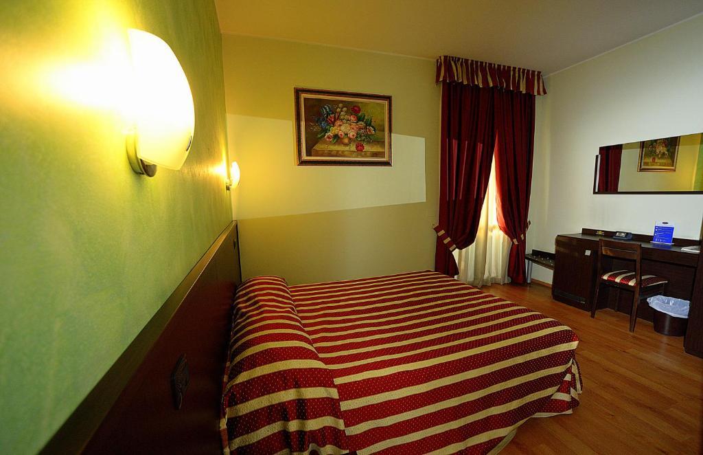 Hotel Iacone К'єті Екстер'єр фото