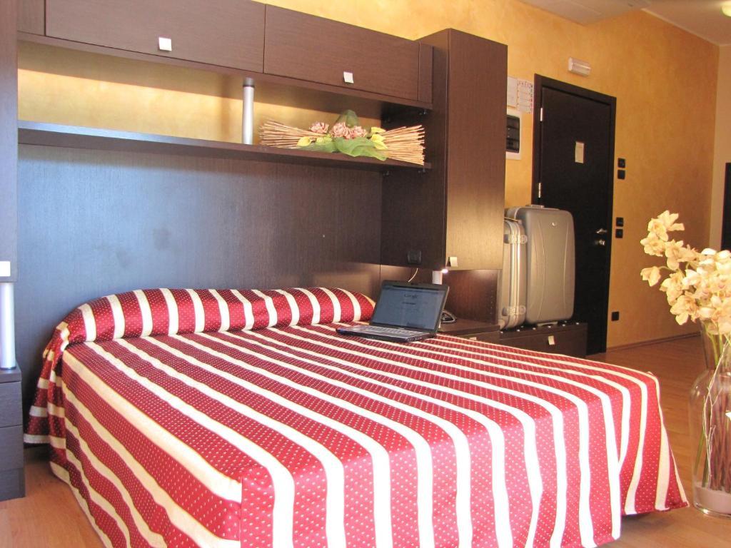 Hotel Iacone К'єті Номер фото